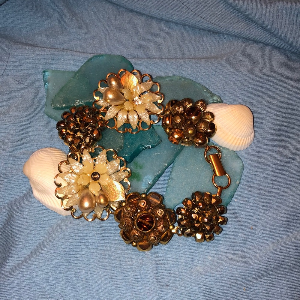 Pretty Vintage Bracelet From Reclaimed Treasures